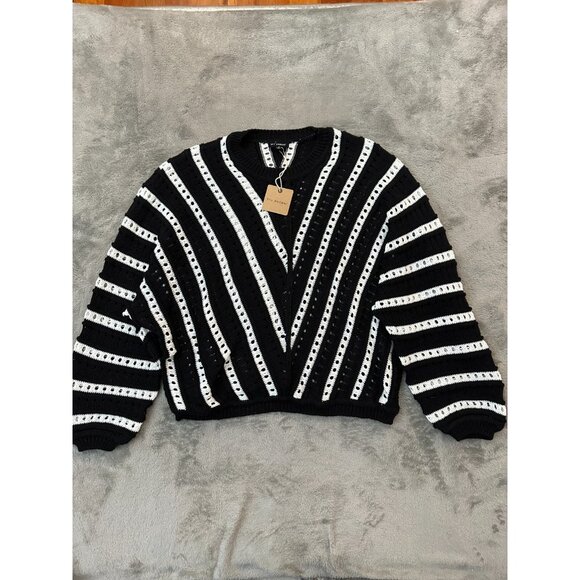 NWT Blu Pepper Chevron Black Open Knit Sweater Women's MEDIUM - Picture 1 of 7